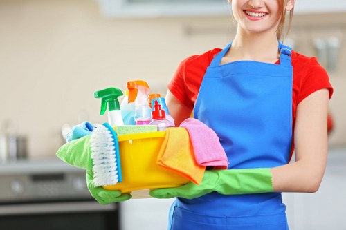 End of tenancy cleaning in SW2 for a rental property handover