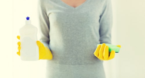 Commercial kitchen oven cleaning for a small business in SW2